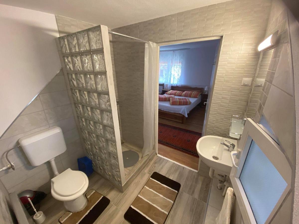 Casa De Oaspeti Anciupi Vendeghaz Parajd Kültér fotó